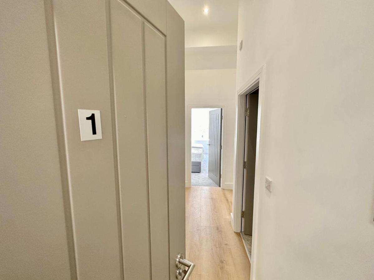 Fountain Apartment No 1 With Free Parking Йорк Екстериор снимка