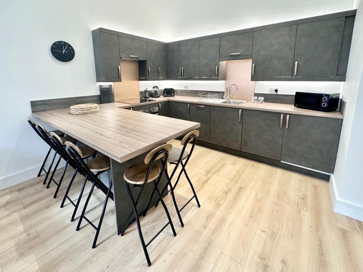 Fountain Apartment No 1 With Free Parking Йорк Екстериор снимка