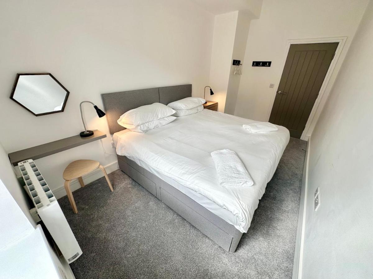 Fountain Apartment No 1 With Free Parking Йорк Екстериор снимка